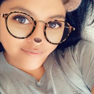 Meet your Posher, Tania